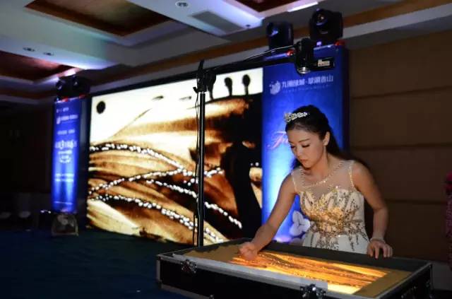 1442196780500102DVA7.jpg 1442196780500102DVA7.jpg